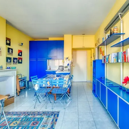 شقة Bright Two-room With Terrace In Jean-medecin نيس